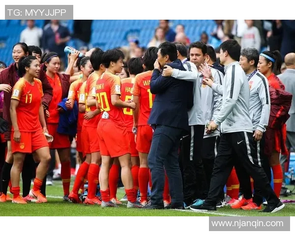 BLG逆风翻盘的荣耀之路：世界冠军杯背后的奋斗与坚持