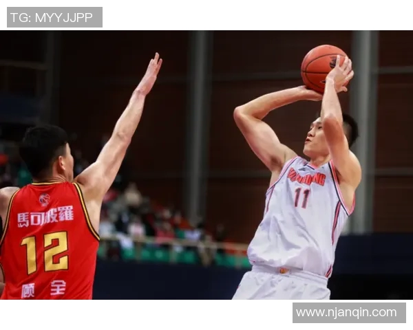 快船与太阳激战正酣央视网全程直播精彩对决分析