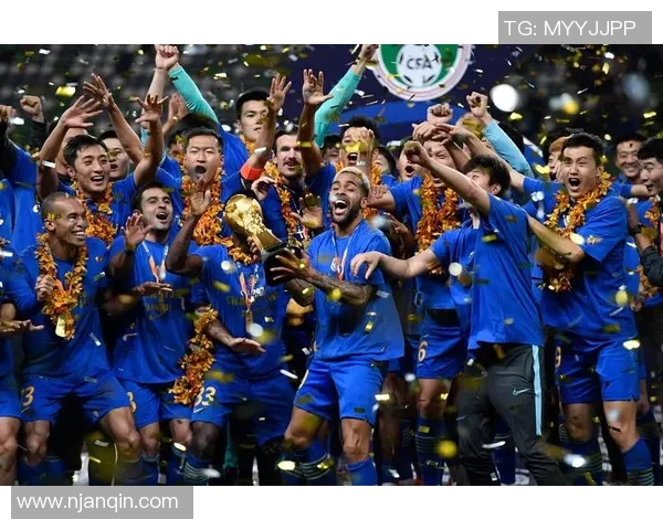 江苏苏宁迎战华夏队全力争胜期待精彩对决与球迷共庆足球盛宴