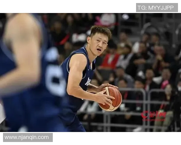 周鹏：从篮球场上的拼搏者到生活中的奋斗榜样