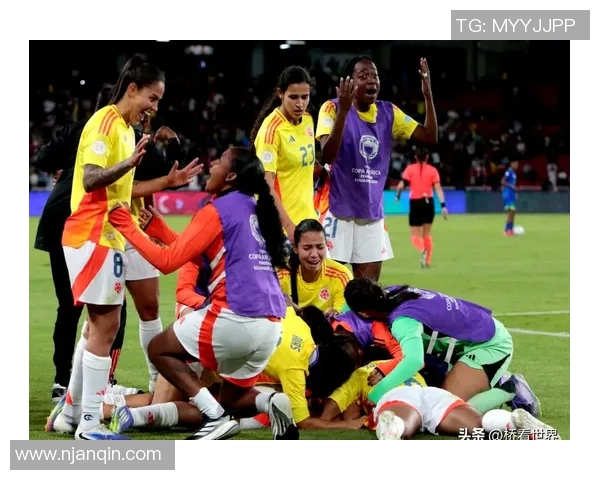 精彩回顾女足对阵哥伦比亚比赛录像全程回放与精彩瞬间分析