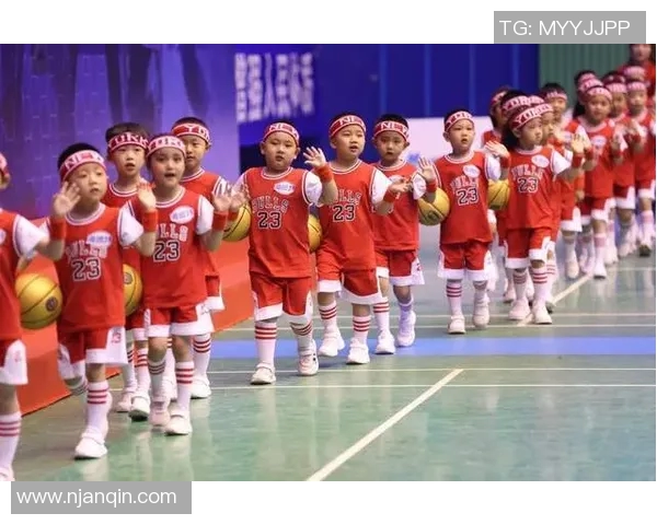 贾诚：在时代浪潮中探索自我与梦想的追寻之旅