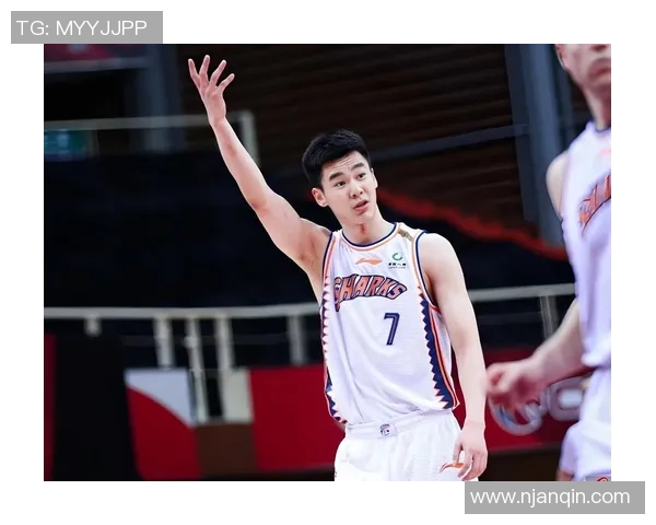 郭昊文：从篮球新星到职业生涯的精彩蜕变与未来展望