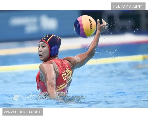 女子水球对决巴西与中国实力较量展现竞技魅力与团队精神