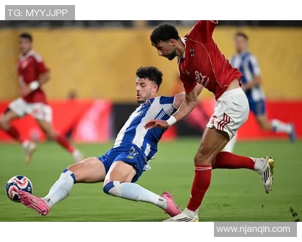 波尔图与葡国民的激烈对决展现足球魅力与团队精神