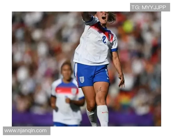 英格兰女足与荷兰女足激战正酣比分揭晓引发热议